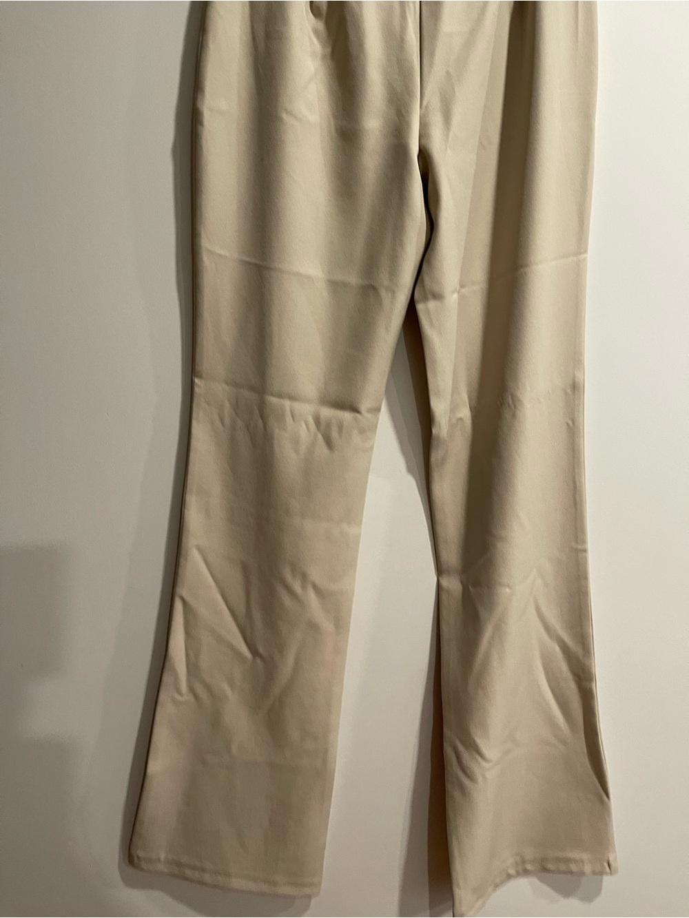 Women's Cream Flare Dress Pants prettylittlething NWT - Picture 13 of 16